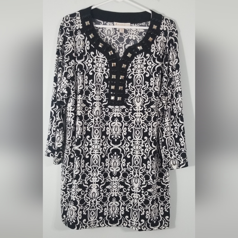 JM Collection. Paisley Print. Beaded Accent V-Neck Blouse. EUC. Plus Size 1X.